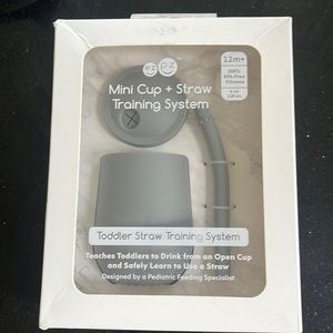 EZPZ Mini Cup and Straw 100% silicone